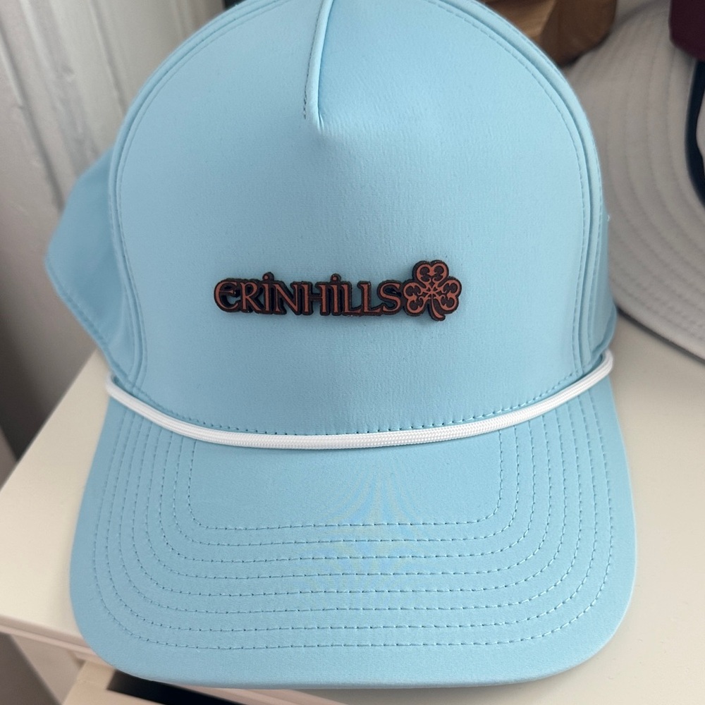 Erin Hills hat